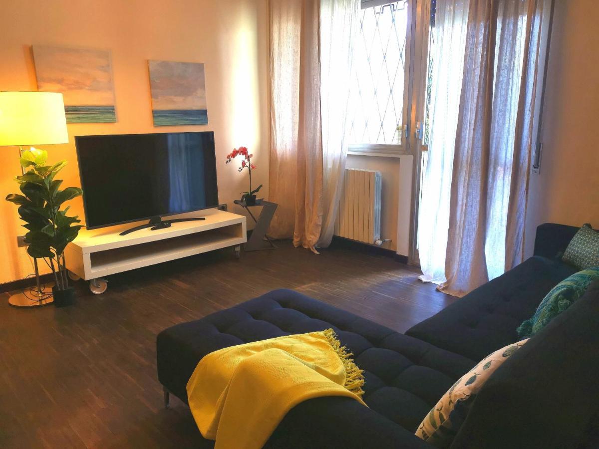 Bnbook Trilo Mind Rho Trilocale Con 2 Camere E 2 Bagni Exteriör bild